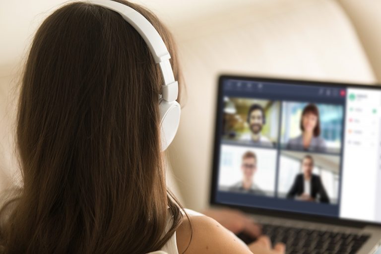 6 preguntas que debe hacerse antes de iniciar una videoconferencia